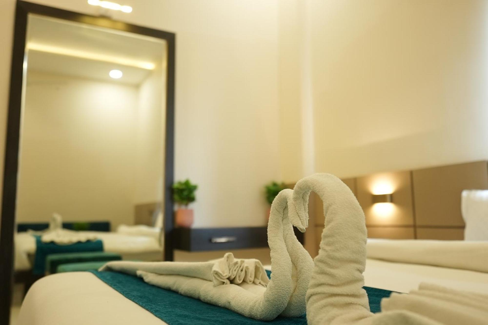 Palak Palace Hotels And Resort Bhopal Exteriör bild